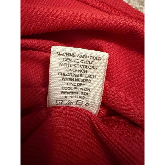 No Comment Hottie Red Stretch Crop Ribbed Tee Size Junior's Large - Picture 6 of 6